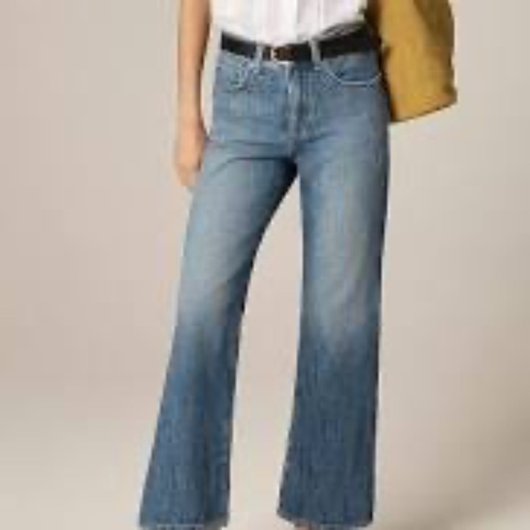 J. Crew Denim - J.Crew | NWT | Mid-Rise Relaxed Kickout Jean | Abby Wash | 29